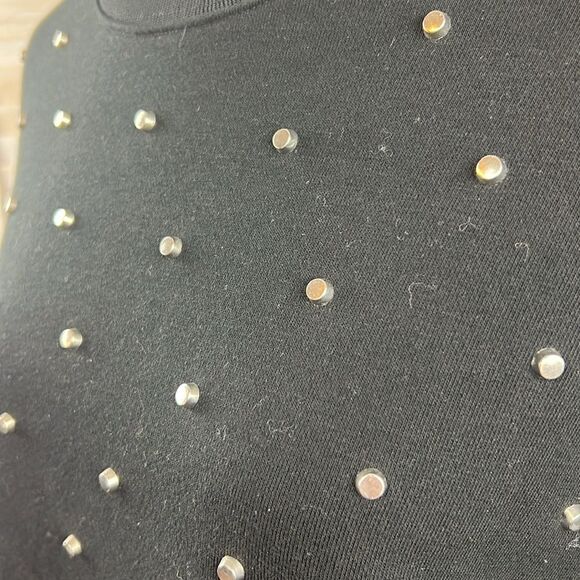 3/$25 AQUA Silver Studded Cropped Sweatshirt Sweater Medium - Picture 3 of 14